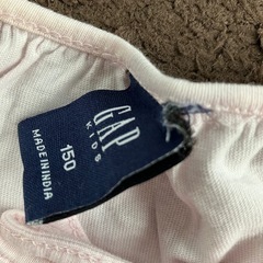 130〜150 GAP 薄いピンク Tシャツの画像