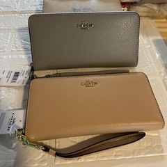 コーチ　アウトレット商品　新品　長財布
