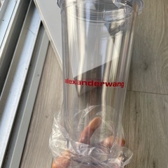 新品！アレックスサンダーワンの景品、アクリル水筒