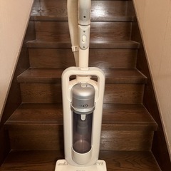 シャープほうき型掃除機 EC-ST3-S