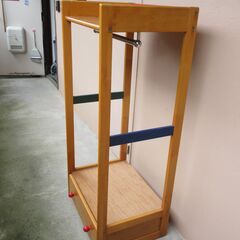 ハンガーラック（洋服掛け）下部引き出し物入有り