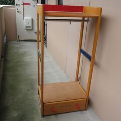 ハンガーラック（洋服掛け下部引き出し物入有り　早い者勝ち❕値下げしました❕の画像