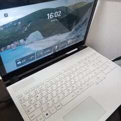 白NEC　高性能7世代Core i7搭載 高速大容量SSD240...