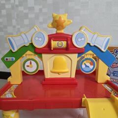 【美品】ゴーゴーびーくるずーとひこうきおもちゃ2点セット【6/18まで】の画像