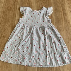 美品　H&Mワンピース３枚セットの画像