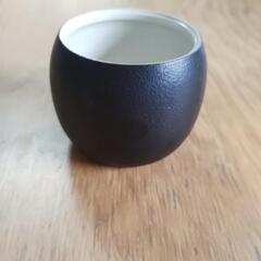 陶器の小物入れ