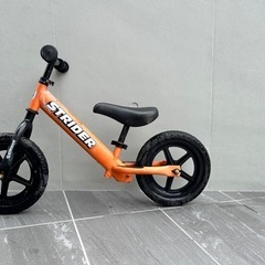 ストライダー12インチ