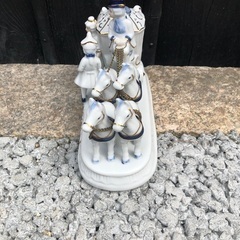 フィギュリン 陶器 置物の画像