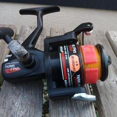 スピニングリール２個セット 4000B(DAIWA) SP3000(ＳＨＩＮＡ)の画像