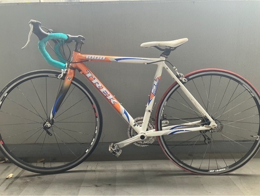 ロードバイク TREK SL 1000