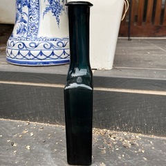 コバルトブルー♡ターコイズブルーの花瓶の画像