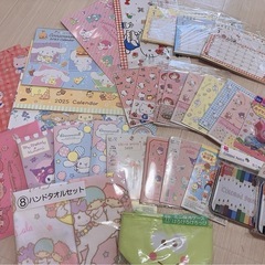 サンリオグッズ　♡ ほぼ未使用グッズのフリーマーケット＊