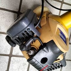 中古刈払い機:エンジン整備済みAGRIP A260KHの画像