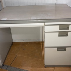 オフィスデスク5　鍵あり　幅約100×奥行約70×高さ約70㎝ ...