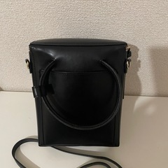 ショルダーバッグ　黒　レディースの画像