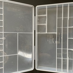 小物入れ　パーツなど収納ケース　条件付き無料可の画像