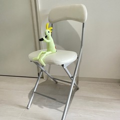ニトリ折りたたみチェア