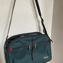 サムソナイトのショルダーバッグ