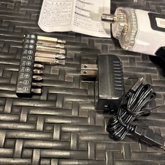 【未使用品】充電式電動ドライバーの画像