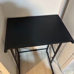 6/13まで！机の画像