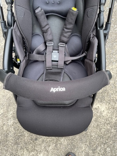 受け渡し予定者決定【美品】ベビーカー aprica ラクーナ ビッテ クッション