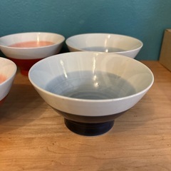 波佐見焼  半青 半赤 くらわんか碗 の画像