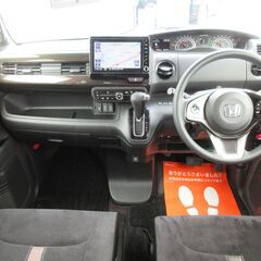 ホンダ　Ｎ－ＢＯＸカスタム　Ｇ・ＥＸホンダセンシング★1年保証★ロードサービス付　純正８型ナビ　地デジ　バックカメラ　Ｂｌｕｅｔｏｏｔｈ　両側パワースライド　アダプティブクルコン　助手席スーパースライドシート　スマートキー　オートライト　ＬＥＤヘッド＆フォグ　社外１４ＡＷの画像
