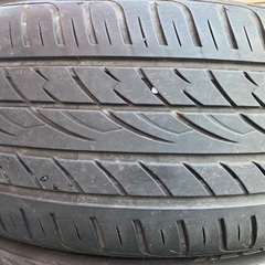 20インチ中古タイヤ4本　245-35-20