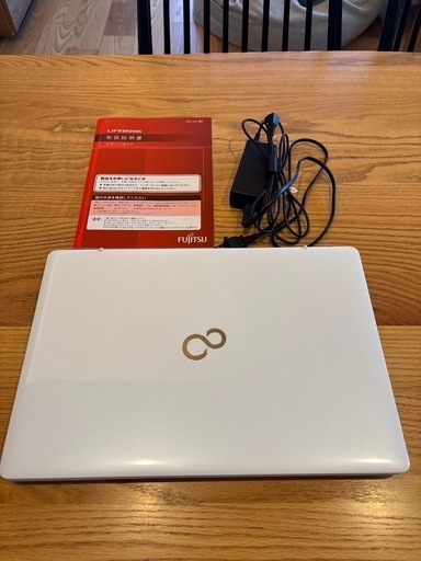 富士通｜FUJITSU FMVA50B3WP ノートパソコン LIFEBOOK