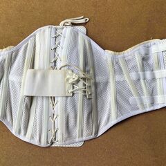 USED品　医療用コルセット　安価にお譲りします