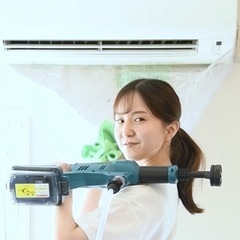 沖縄の格安エアコン清掃ネコの手