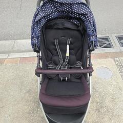 アップリカ　三輪ベビーカー