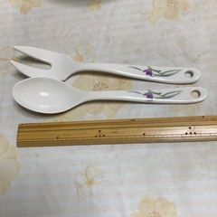 大きなサラダボールの画像
