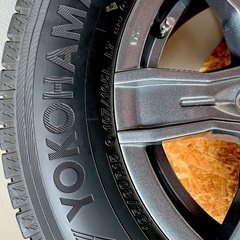 ハイエース 21年製スタッドレスタイヤホイール4本セット(ヨコハマタイヤ)の画像