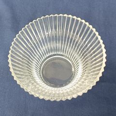 【中古品】ガラス小鉢の画像