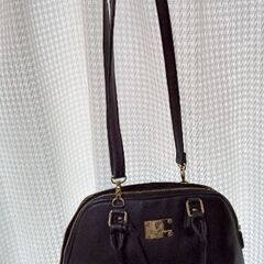 黒バック　さしあげます
