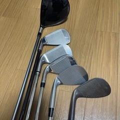 ゴルフクラブ、ドライバー、アイアンの画像
