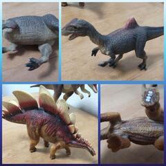 恐竜フィギュアの画像