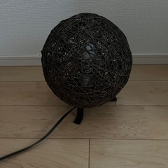 テーブルランプ