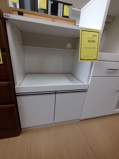 リユースのサカイ浦和店【D548】食器棚 4枚扉 ニッセン