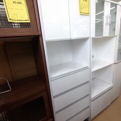 リユースのサカイ浦和店【D670】食器棚スリム 引き出しホワイト