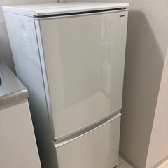 SHARP　冷蔵庫 