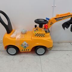 72/706 乗用玩具 グラップル クレーン車【モノ市場知立店】の画像