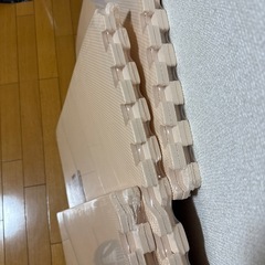 決定しました　新品未使用　ジョイントマット12枚　大判の画像