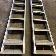 アルミ階段　幅40㎝　足場板　中古2枚セット アルミ階段 幅40㎝ 足場板 中古2枚セット