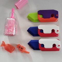 ゲームセンター ガチャ 消しゴム キーホルダー ペン すみっコぐらしの画像