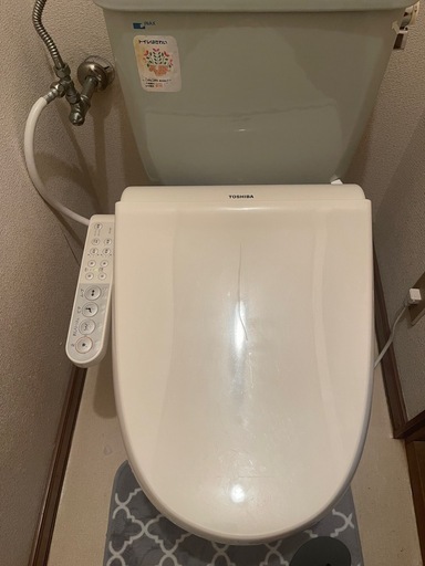 TOSHIBA 温水洗浄便座シート