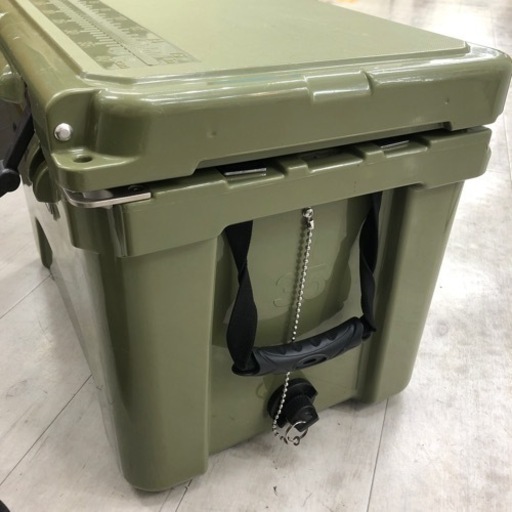 タフクーラーボックス　VASTLAND 33.1L  カーキ　【トレファク堺福田】