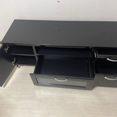 テレビボードの画像