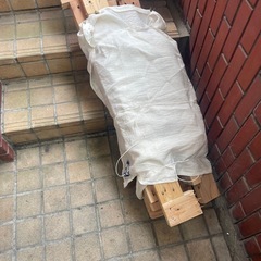 木材　薪　端材　解体木材　キャンプなどにの画像